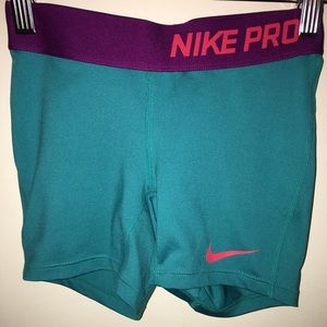Women’s Nike Pro spandex
